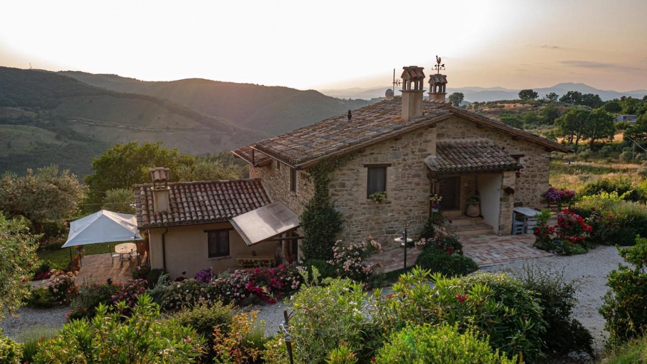 Il Casale di Fiore Cannara Esterno foto